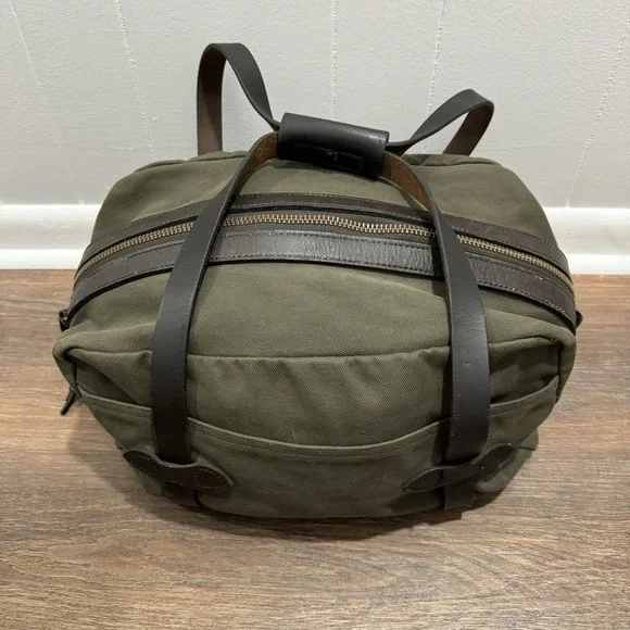 Filson Rugged Twill Small Duffle Bag Otter Green READ NO‎ STRAP YKK